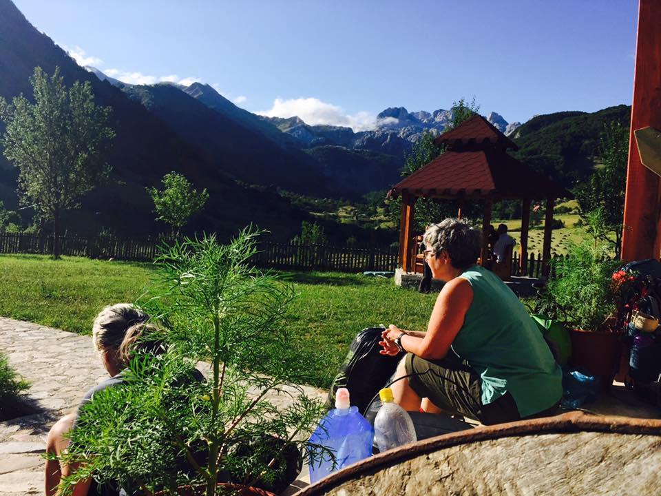 Guesthouse Alpini Lepushe Bagian luar foto